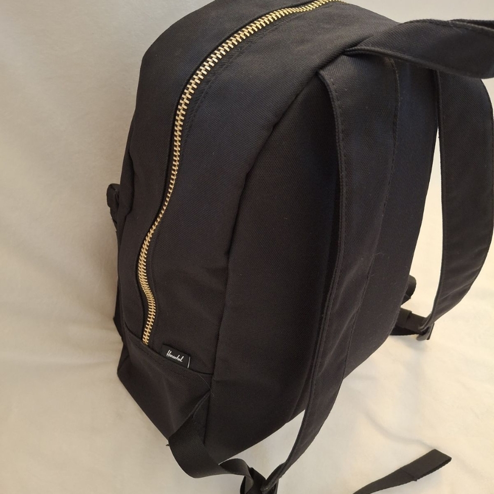 Backpack - Picture 7 of 13